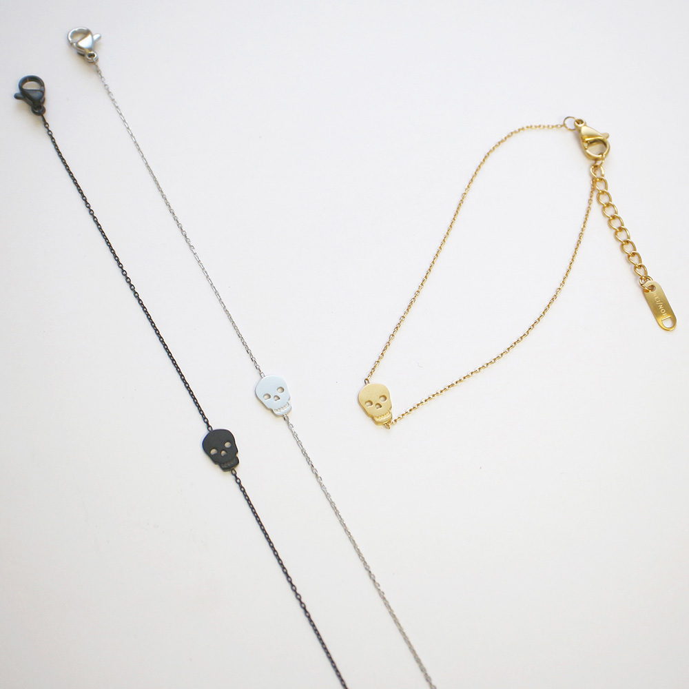 スカルデザインブレスレット
