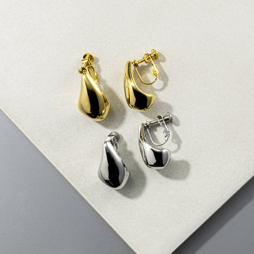 カーヴィードロップイヤリング