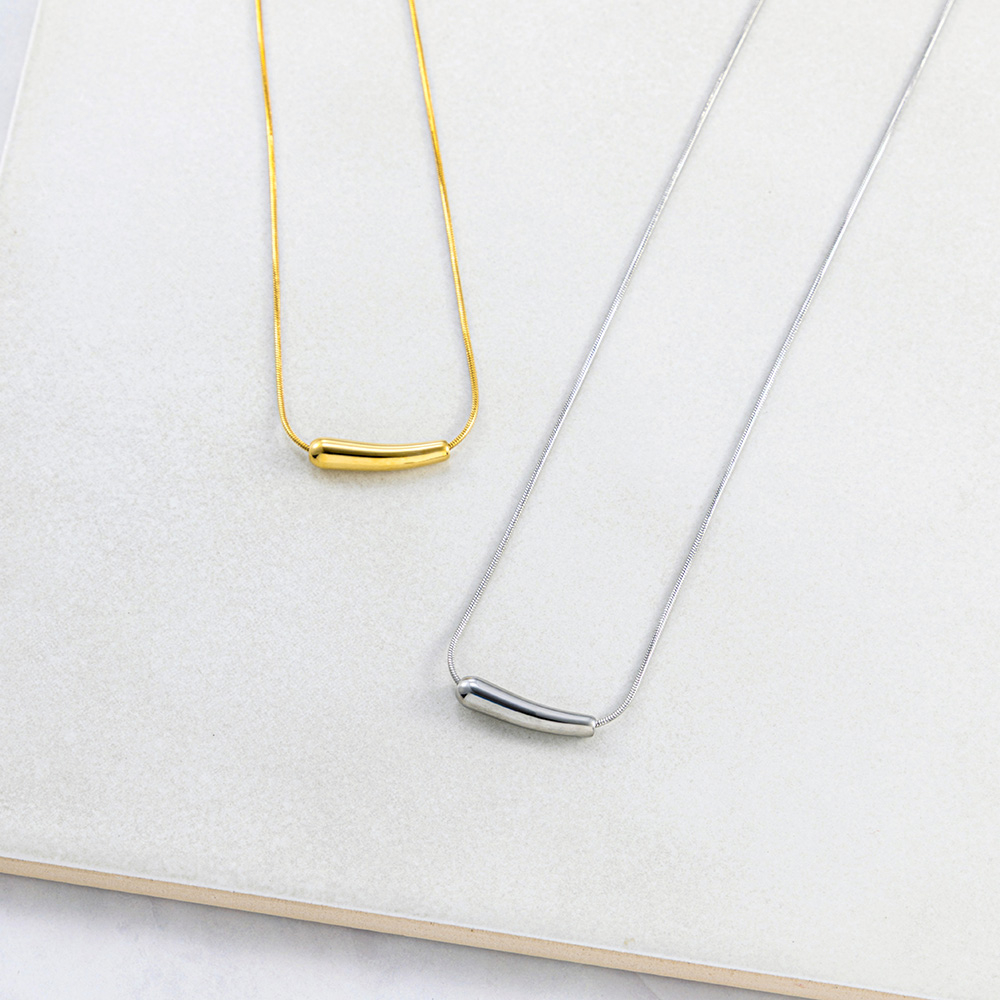 ニュアンスラインバーネックレス