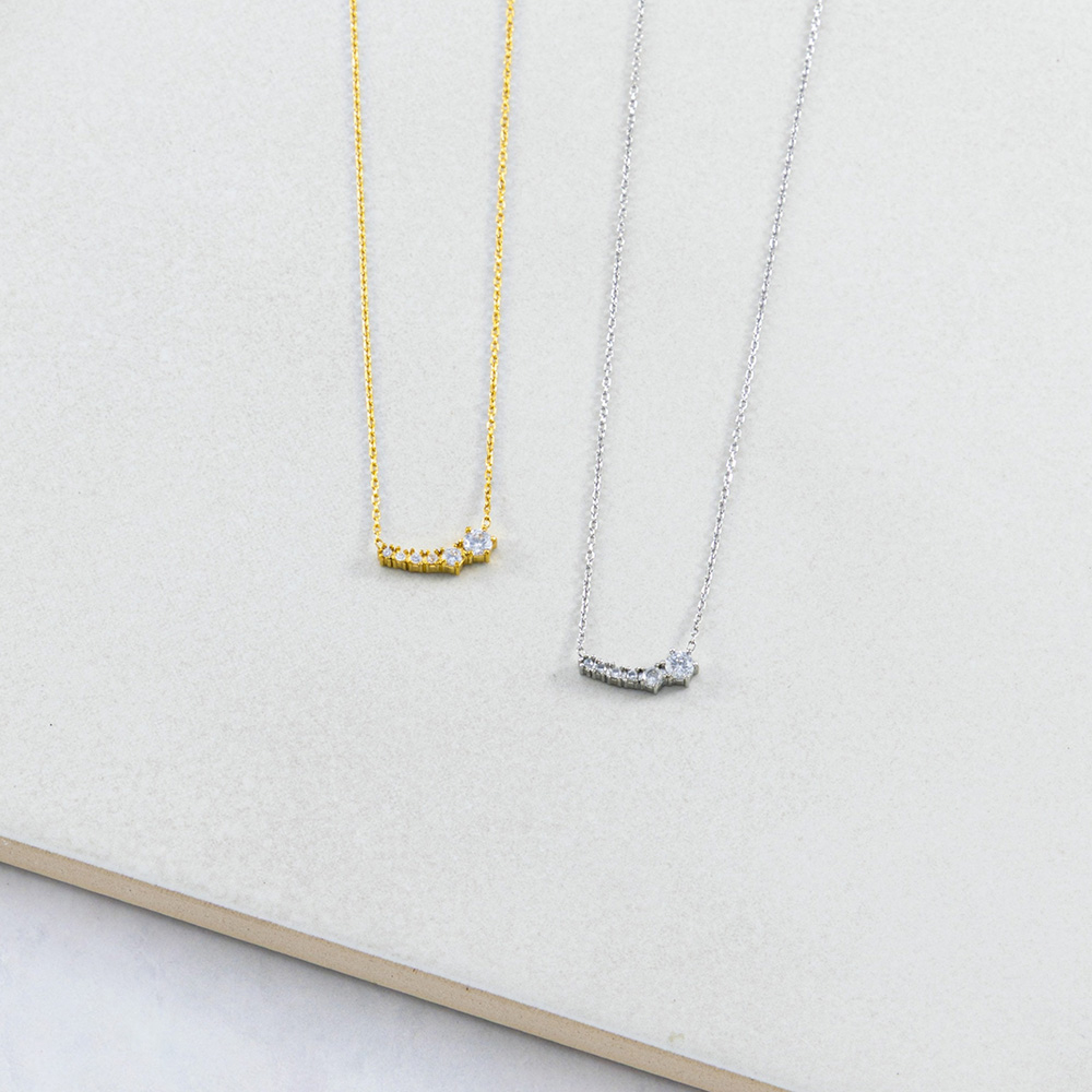 ビジューデザインネックレス