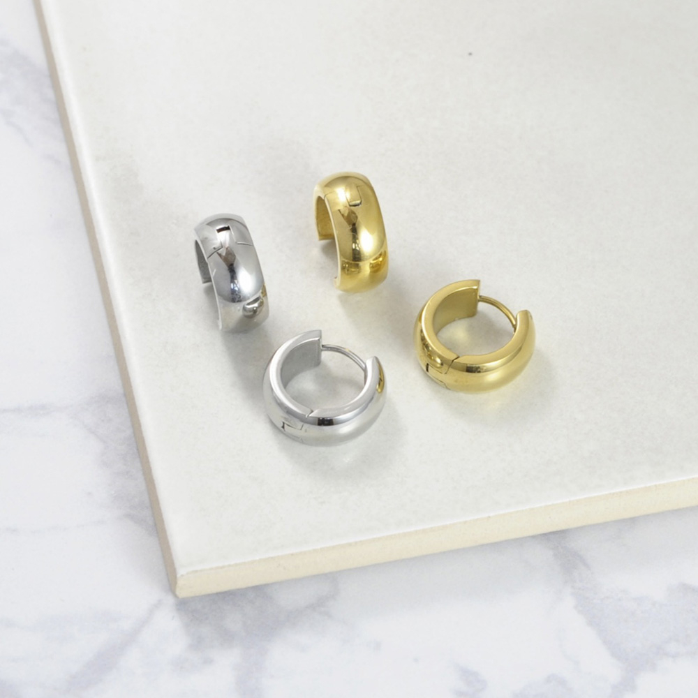 ワイドフープピアス